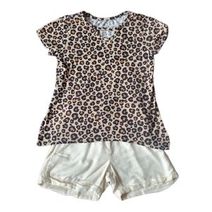 Girl's bundle - leopard print shirt and size 7/8 Faded Glory khaki shorts